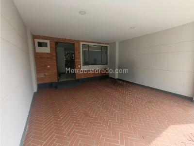 Casa de 3 alcobas en venta en Cumbres, Envigado, 121 m² · foto 3 de 20
