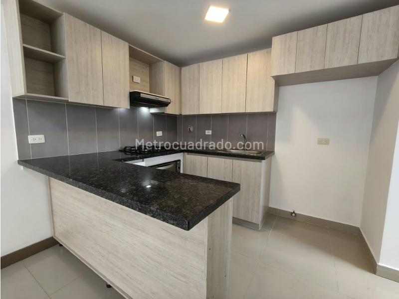 Piso – Envigado, Valle de Aburrá - Más