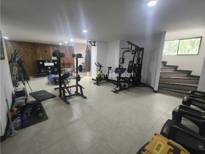 Casa de 5 alcobas en venta en Ces, Medellín, 480 m² · foto 12 de 20
