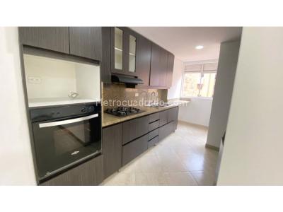 Apartamento de 3 alcobas en venta en Laureles Santa Teresita, Medellín, 128 m² · foto 4 de 20