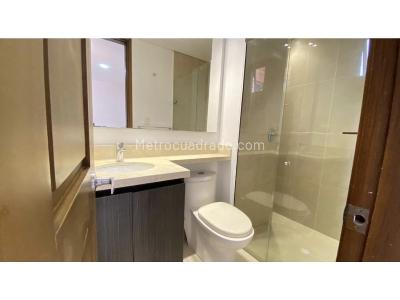 Apartamento de 3 alcobas en venta en Laureles Santa Teresita, Medellín, 128 m² · foto 9 de 20