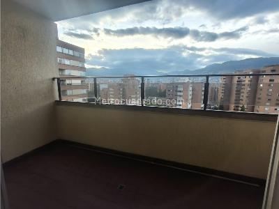 Apartamento de 3 alcobas en venta en Conquistadores, Medellín, 120 m² · foto 11 de 20