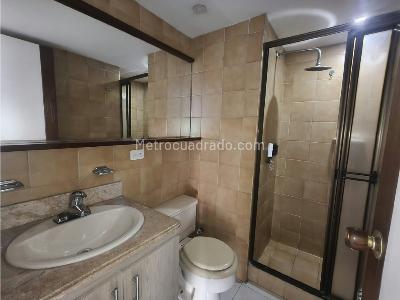 Apartamento de 3 alcobas en venta en Conquistadores, Medellín, 120 m² · foto 15 de 20