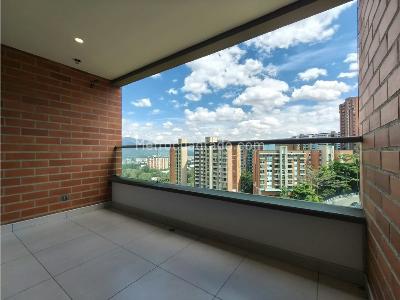 Apartamento de 3 alcobas en arriendo en Loma De Los Mesa, Envigado, 98 m² · foto 2 de 20