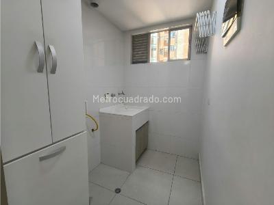 Apartamento de 3 alcobas en arriendo en Loma De Los Mesa, Envigado, 98 m² · foto 10 de 20