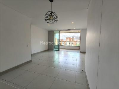 Apartamento de 3 alcobas en arriendo en Loma De Los Mesa, Envigado, 98 m² · foto 12 de 20