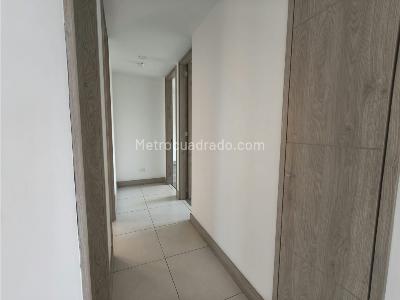 Apartamento de 3 alcobas en arriendo en Loma De Los Mesa, Envigado, 98 m² · foto 13 de 20
