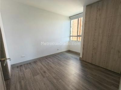 Apartamento de 3 alcobas en arriendo en Loma De Los Mesa, Envigado, 98 m² · foto 15 de 20
