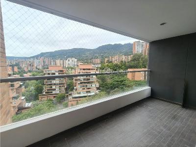 Apartamento de 3 alcobas en venta en Loma De Las Brujas, Envigado, 106 m² · foto 2 de 20