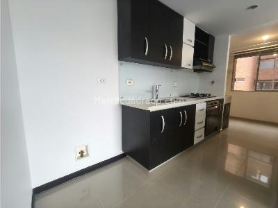 Apartamento de 3 alcobas en venta en Loma De Las Brujas, Envigado, 106 m² · foto 8 de 20