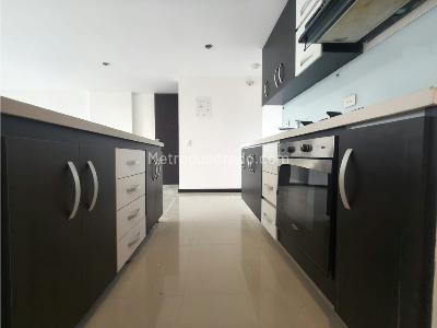 Apartamento de 3 alcobas en venta en Loma De Las Brujas, Envigado, 106 m² · foto 12 de 20