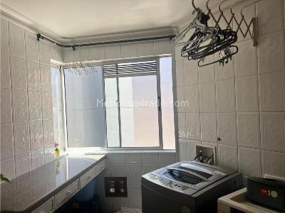 Apartamento de 3 alcobas en venta en Laureles, Medellín, 155 m² · foto 7 de 20