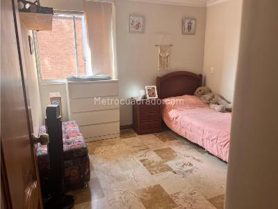 Apartamento de 3 alcobas en venta en Laureles, Medellín, 155 m² · foto 16 de 20