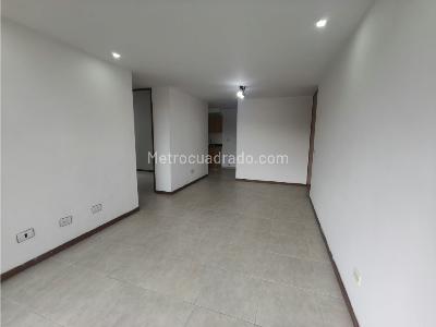 Apartamento de 3 alcobas en venta en Transversal Inferior, Medellín, 76 m² · foto 7 de 20