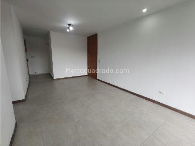 Apartamento de 3 alcobas en venta en Transversal Inferior, Medellín, 76 m² · foto 8 de 20