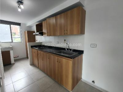 Apartamento de 3 alcobas en venta en Transversal Inferior, Medellín, 76 m² · foto 9 de 20