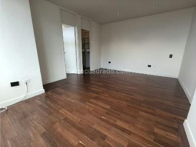 Apartaestudio en venta en El Tesoro, Medellín, 70 m² · foto 14 de 20