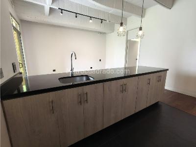 Apartaestudio en venta en El Tesoro, Medellín, 70 m² · foto 5 de 20
