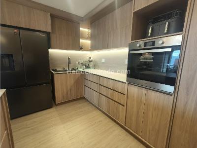 Apartamento de 3 alcobas en venta en El Tesoro, Medellín, 184 m² · foto 11 de 20