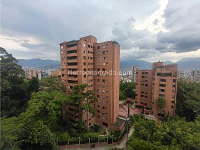 Apartamento de 3 alcobas en venta en El Tesoro, Medellín, 184 m² · foto 3 de 20