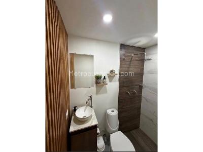 Casa de 5 alcobas en venta en Suramerica, Itagüí, 203 m² · foto 3 de 20