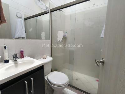 Casa de 2 alcobas en venta en Camino Verde, Envigado, 136 m² · foto 14 de 20