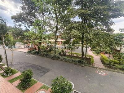 Casa de 2 alcobas en venta en Camino Verde, Envigado, 136 m² · foto 19 de 20