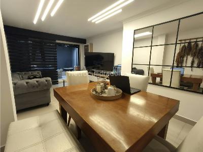 Casa de 2 alcobas en venta en Camino Verde, Envigado, 136 m² · foto 7 de 20