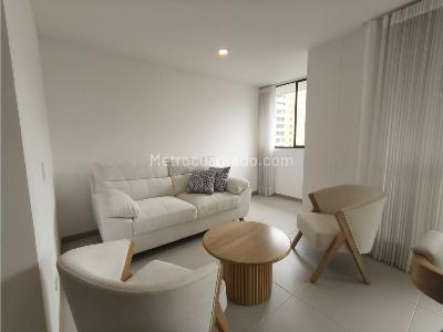 Apartamento de 3 alcobas en venta en Loma El Escobero, Envigado, 90 m² · foto 13 de 20
