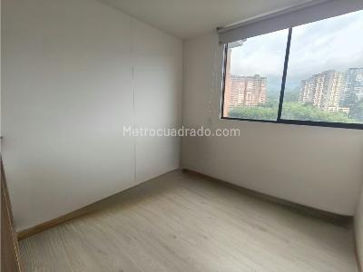Apartamento de 3 alcobas en venta en Loma El Escobero, Envigado, 90 m² · foto 17 de 20