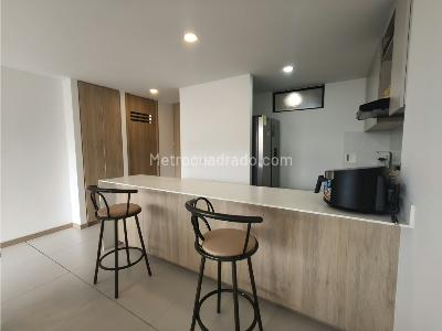 Apartamento de 3 alcobas en venta en Loma El Escobero, Envigado, 90 m² · foto 7 de 20