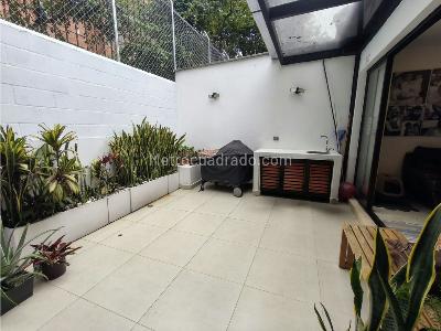 Casa de 4 alcobas en venta en Altos Del Poblado, Medellín, 266 m² · foto 8 de 20