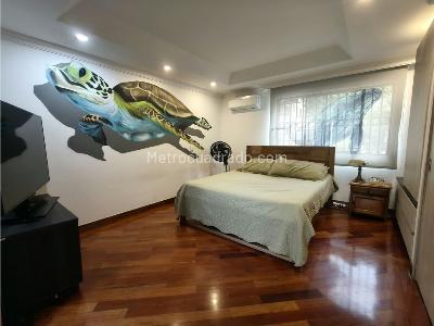 Casa de 4 alcobas en venta en Altos Del Poblado, Medellín, 266 m² · foto 18 de 20