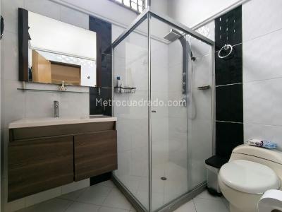 Casa de 4 alcobas en venta en Altos Del Poblado, Medellín, 266 m² · foto 20 de 20