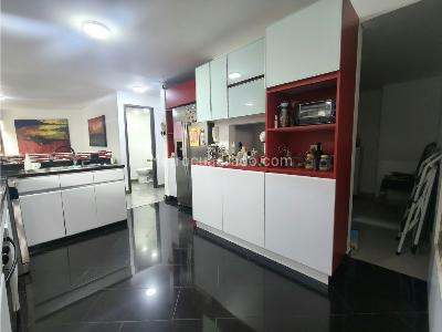 Apartamento en venta en Castropol, Medellín · foto 8 de 20