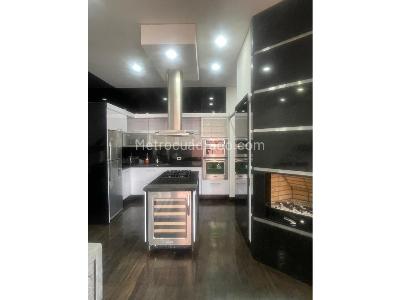 Apartamento de 2 alcobas en venta en Chico Norte, Bogotá, 113 m² · foto 4 de 11