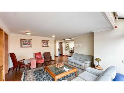 Apartamento de 4 alcobas en venta en Santa Paula, Bogotá, 465 m² · foto 3 de 16