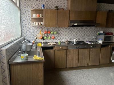 Casa de 3 alcobas en venta en Santa Paula, Bogotá, 600 m² · foto 8 de 20