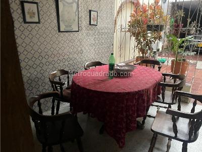 Casa de 3 alcobas en venta en Santa Paula, Bogotá, 600 m² · foto 11 de 20