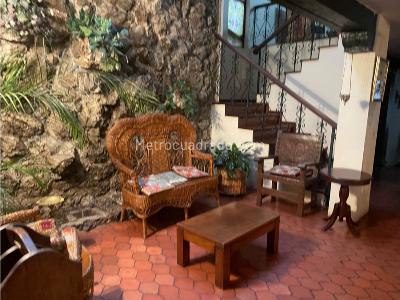 Casa de 3 alcobas en venta en Santa Paula, Bogotá, 600 m² · foto 14 de 20
