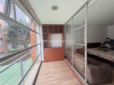 Apartaestudio en venta en Bella Suiza, Bogotá, 70 m² · foto 8 de 15
