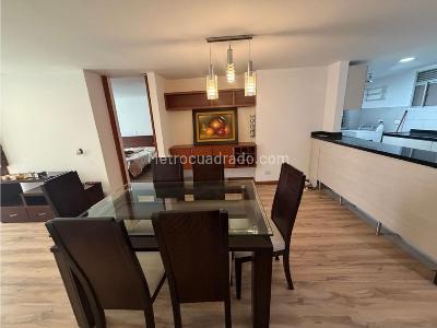 Apartaestudio en venta en Bella Suiza, Bogotá, 70 m² · foto 2 de 15