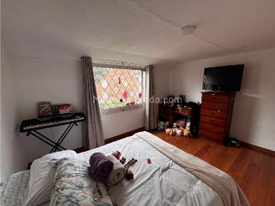 Casa de 4 alcobas en venta en Alhambra, Bogotá, 255 m² · foto 9 de 20