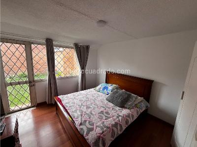 Casa de 4 alcobas en venta en Alhambra, Bogotá, 255 m² · foto 12 de 20