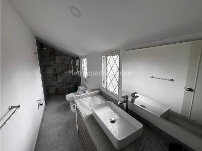 Casa de 4 alcobas en venta en Alhambra, Bogotá, 255 m² · foto 18 de 20