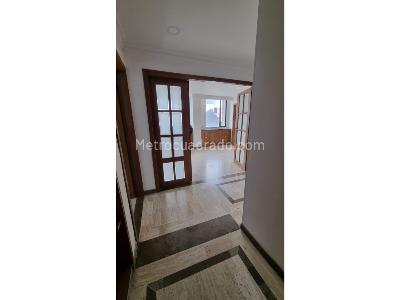 Apartamento en venta en Santa Barbara, Bogotá · foto 3 de 14