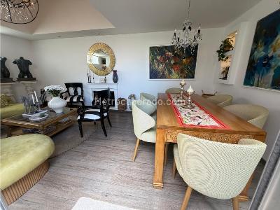 Apartamento de 3 alcobas en venta en Bella Suiza, Bogotá, 134 m² · foto 3 de 14