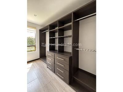 Casa de 3 alcobas en arriendo en Calahorra, Cajicá, 233 m² · foto 8 de 10