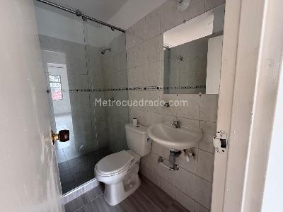 Casa de 5 alcobas en venta en Santo Domingo, Cali, 237 m² · foto 9 de 20