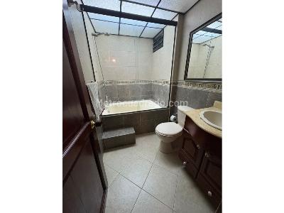 Apartamento de 3 alcobas en venta en Belen, Medellín, 134 m² · foto 2 de 20